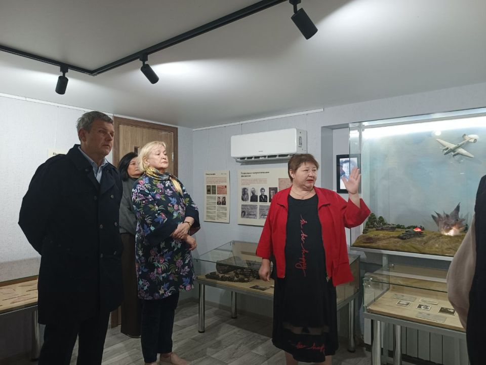 Сегодня состоялось торжественное открытие зала Воинской славы МКУ«Володарский краеведческий музей» Сегодня состоялось торжественное открытие зала Воинской славы МКУ«Володарский краеведческий музей»