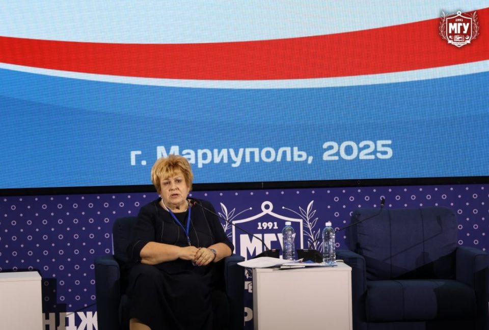 В МГУ имени А.И. Куинджи состоялась стратегическая сессия на тему: «Биоэкономика и устойчивое развитие: глобальные тренды и локальные решения для Новороссии» В МГУ имени А.И. Куинджи состоялась стратегическая сессия на тему: «Биоэкономика и устойчивое развитие: глобальные тренды и локальные решения для Новороссии»