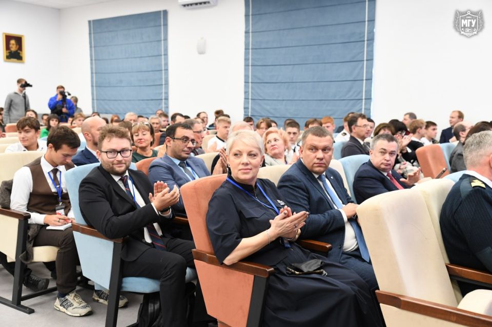 Презентация проектных команд молодых исследователей: перспективное будущее науки Презентация проектных команд молодых исследователей: перспективное будущее науки