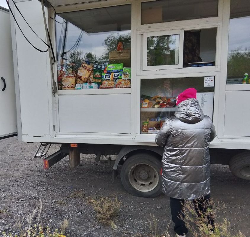 С 1 по 3 октября 2025 года осуществлена выездная торговля с использованием автомагазинов в населенных пунктах городских округов Донецк, Докучаевск, Горловка, Мариуполь, на территории г С 1 по 3 октября 2025 года осуществлена выездная торговля с использованием автомагазинов в населенных пунктах городских округов Донецк, Докучаевск, Горловка, Мариуполь, на территории г