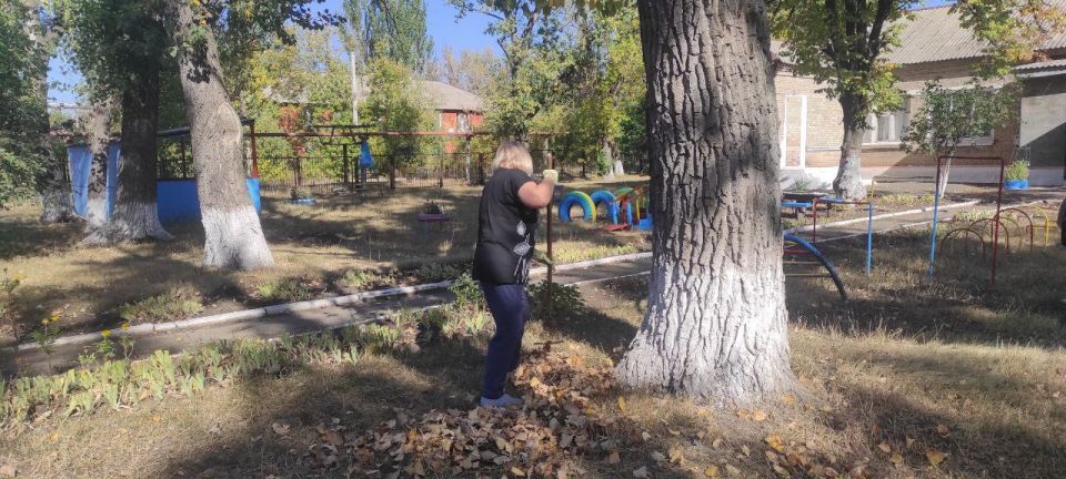 Роман Конев: В Никитовском внутригородском районе города Горловки продолжается масштабный партийный проект Единой России «Городская среда» Роман Конев: В Никитовском внутригородском районе города Горловки продолжается масштабный партийный проект Единой России «Городская среда»