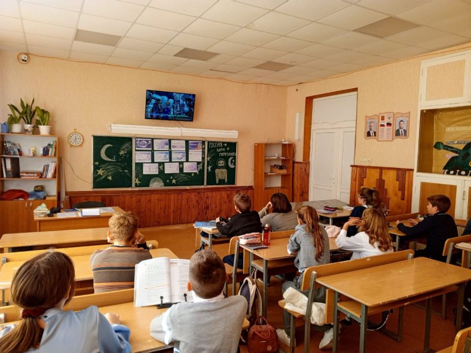 Николай Михайлов: В школах Старобешевского округа прошли профориентационные занятия «Россия — мои горизонты. Космические технологии» Николай Михайлов: В школах Старобешевского округа прошли профориентационные занятия «Россия — мои горизонты. Космические технологии»