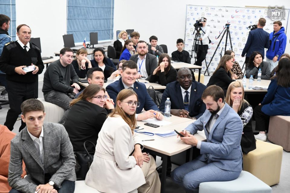 Презентация проектных команд молодых исследователей: перспективное будущее науки Презентация проектных команд молодых исследователей: перспективное будущее науки