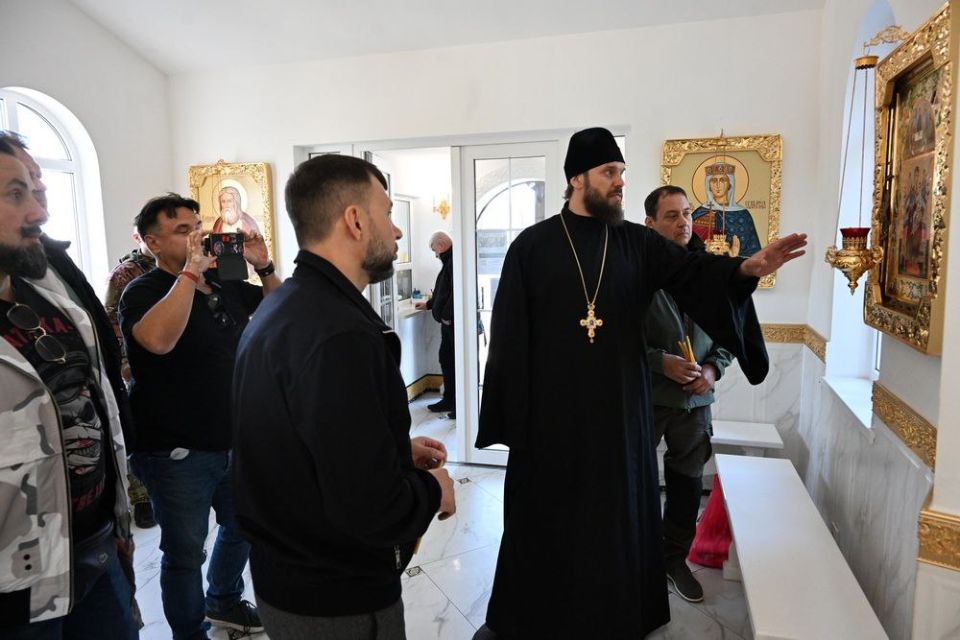 Денис Пушилин: Вместе с российскими журналистами и блогерами посетили отстроенную после украинской агрессии Волноваху Денис Пушилин: Вместе с российскими журналистами и блогерами посетили отстроенную после украинской агрессии Волноваху