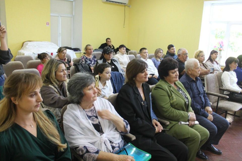 В Мангушской детской школе искусств состоялся торжественный праздник, посвященный Дню учителя В Мангушской детской школе искусств состоялся торжественный праздник, посвященный Дню учителя