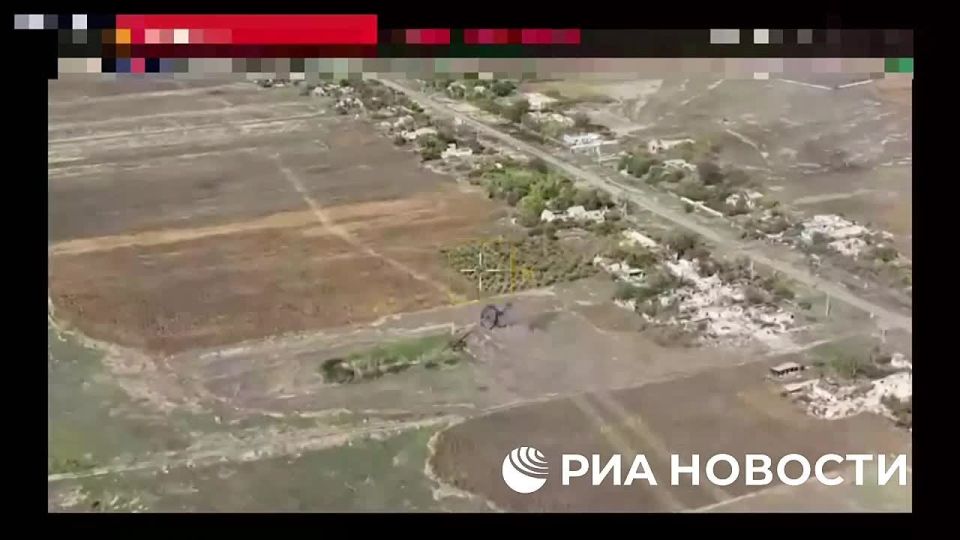 Владислав Шурыгин: Расчет ударных БПЛА 56-го отдельного батальона специального назначения 51-й армии ЮВО заманил в засаду у населенного пункта Новое Шахово (ДНР) и, используя ударные беспилотники "Молния-2" и FPV-дроны...