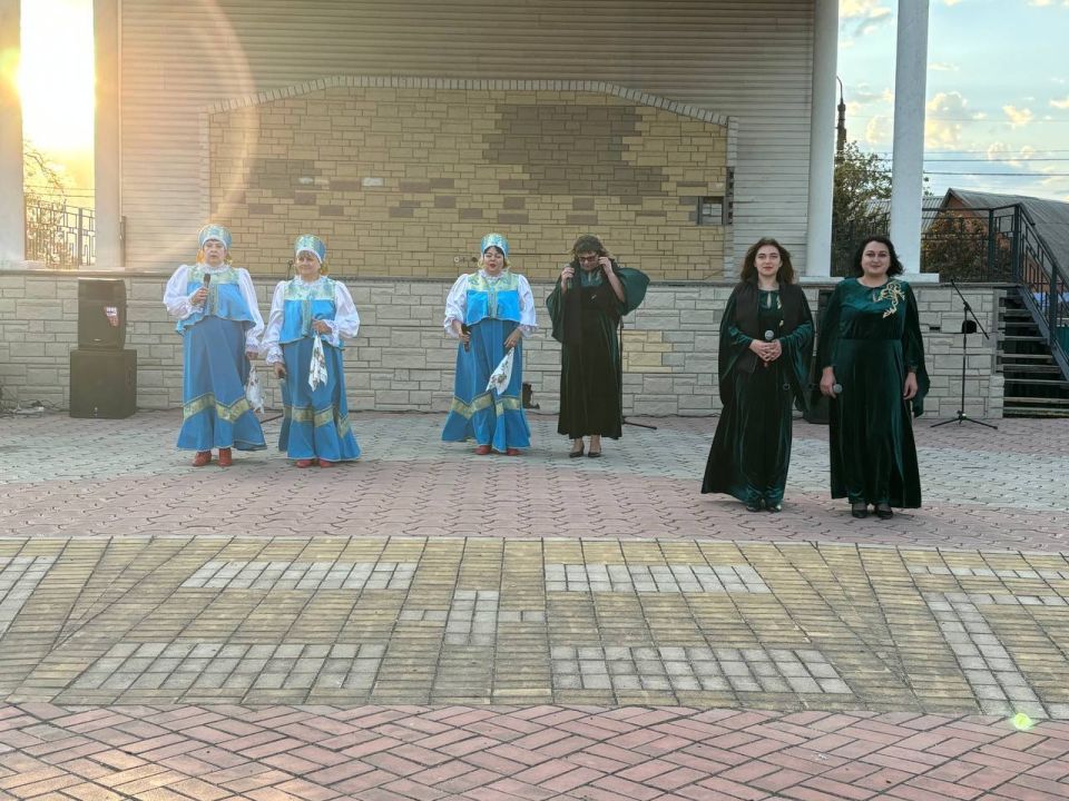 В пгт. Ялта состоялся масштабный праздник, посвященный трем значимым датам: Дню образования Мангушского муниципального округа, Дню воссоединения Донецкой Народной Республики с Российской Федерацией и 245-летию со дня... В пгт. Ялта состоялся масштабный праздник, посвященный трем значимым датам: Дню образования Мангушского муниципального округа, Дню воссоединения Донецкой Народной Республики с Российской Федерацией и 245-летию со дня...