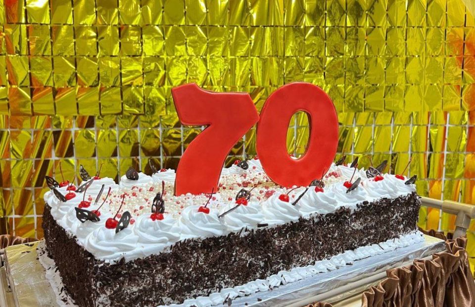Валентин Левченко: На этой неделе свой 70-летний юбилей отметил ГБПОУ «Донецкий колледж ресторанного сервиса и торговли» Валентин Левченко: На этой неделе свой 70-летний юбилей отметил ГБПОУ «Донецкий колледж ресторанного сервиса и торговли»
