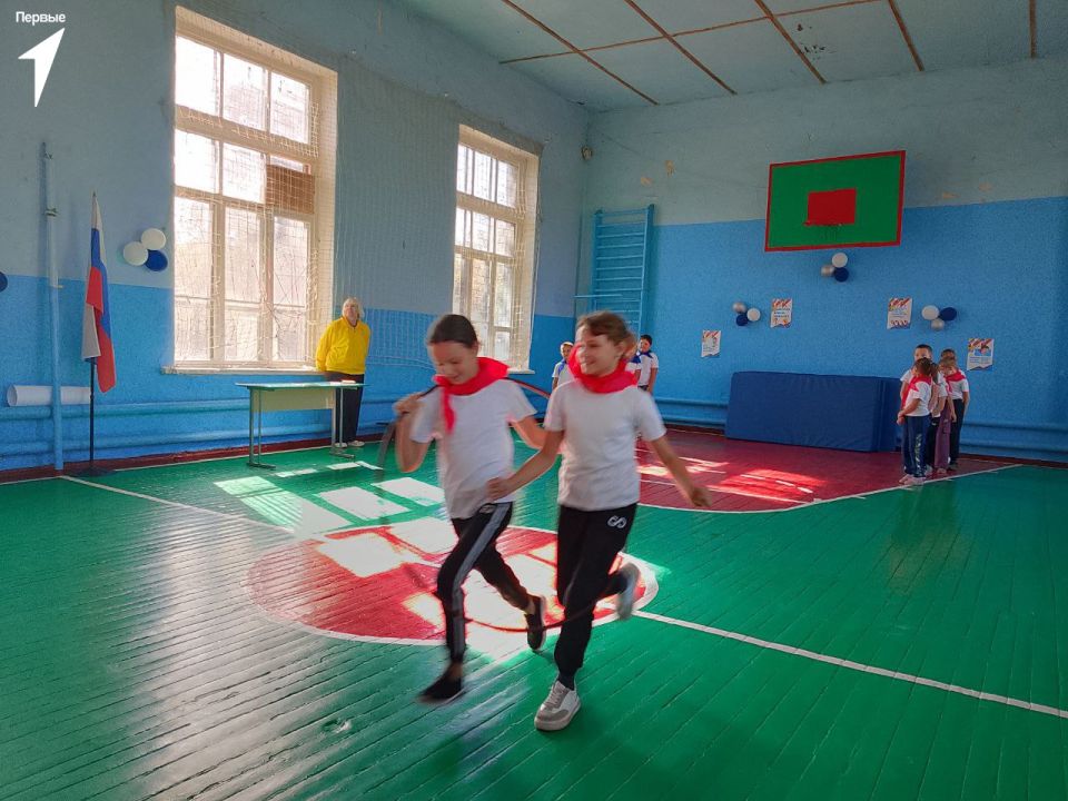 Быстрее, выше, сильнее. В школе №30 прошел спортивный квест для младших классов Быстрее, выше, сильнее. В школе №30 прошел спортивный квест для младших классов