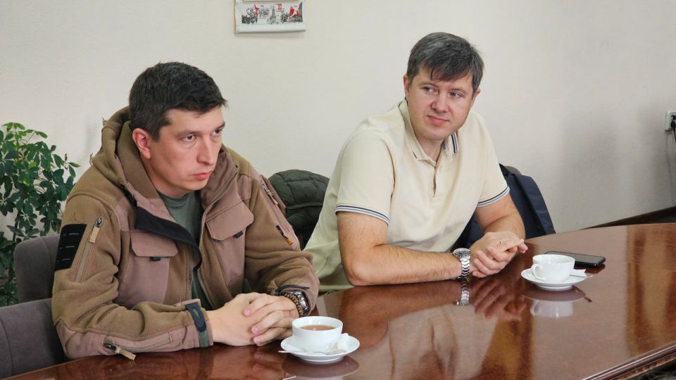 Игорь Мартынов: Сегодня в Администрации городского округа Енакиево состоялась рабочая встреча, посвящённая вопросам медицинской и социальной поддержки наших защитников, уволенных в запас Игорь Мартынов: Сегодня в Администрации городского округа Енакиево состоялась рабочая встреча, посвящённая вопросам медицинской и социальной поддержки наших защитников, уволенных в запас