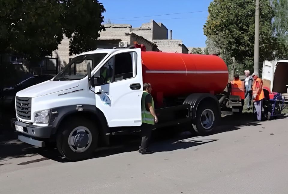 Михаил Желтяков: Под руководством Главы ДНР успешно продвигаемся вперед в деле восстановления инфраструктуры и обеспечения жителей водой Михаил Желтяков: Под руководством Главы ДНР успешно продвигаемся вперед в деле восстановления инфраструктуры и обеспечения жителей водой