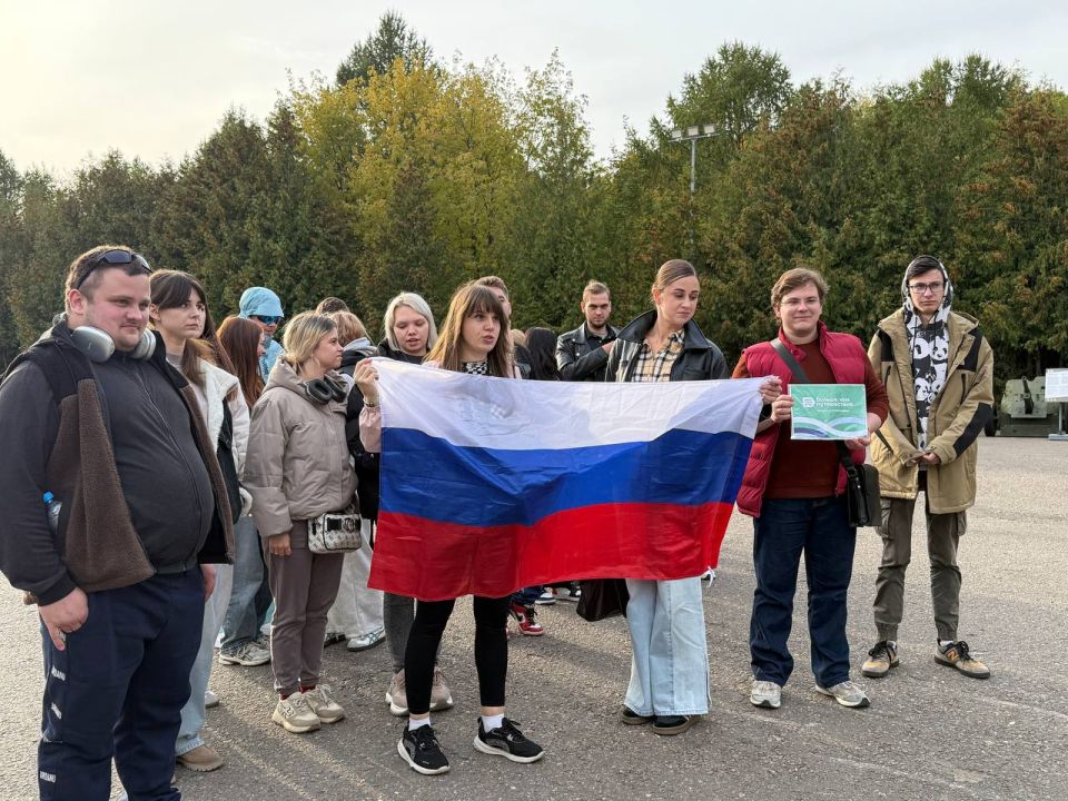 Больше, чем путешествие. С 30 сентября по 4 октября лектор-экскурсовод Центра художественно-эстетического воспитания «Геликон» Донецкого республиканского художественного музея Волобуева Мария Геннадьевна приняла участие в... Больше, чем путешествие. С 30 сентября по 4 октября лектор-экскурсовод Центра художественно-эстетического воспитания «Геликон» Донецкого республиканского художественного музея Волобуева Мария Геннадьевна приняла участие в...