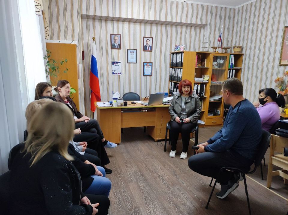 Глава администрации городского округа Докучаевск Александр Качанов подвел итоги недели Глава администрации городского округа Докучаевск Александр Качанов подвел итоги недели