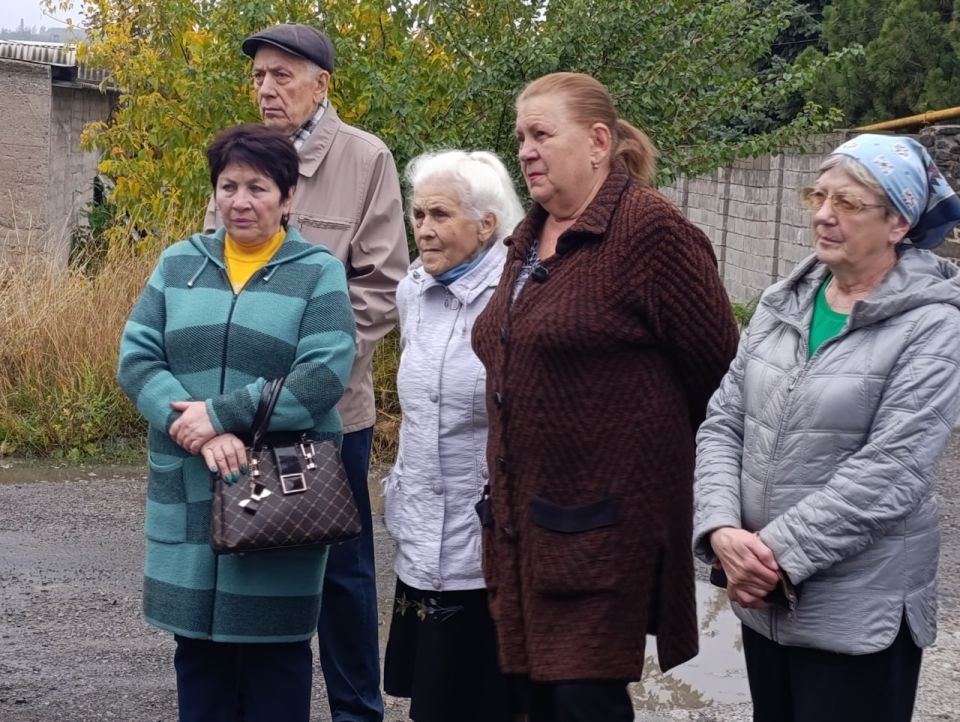 Руководитель Управы Куйбышевского внутригородского района Иван Адамец провел встречу с жителями улицы Правды Руководитель Управы Куйбышевского внутригородского района Иван Адамец провел встречу с жителями улицы Правды