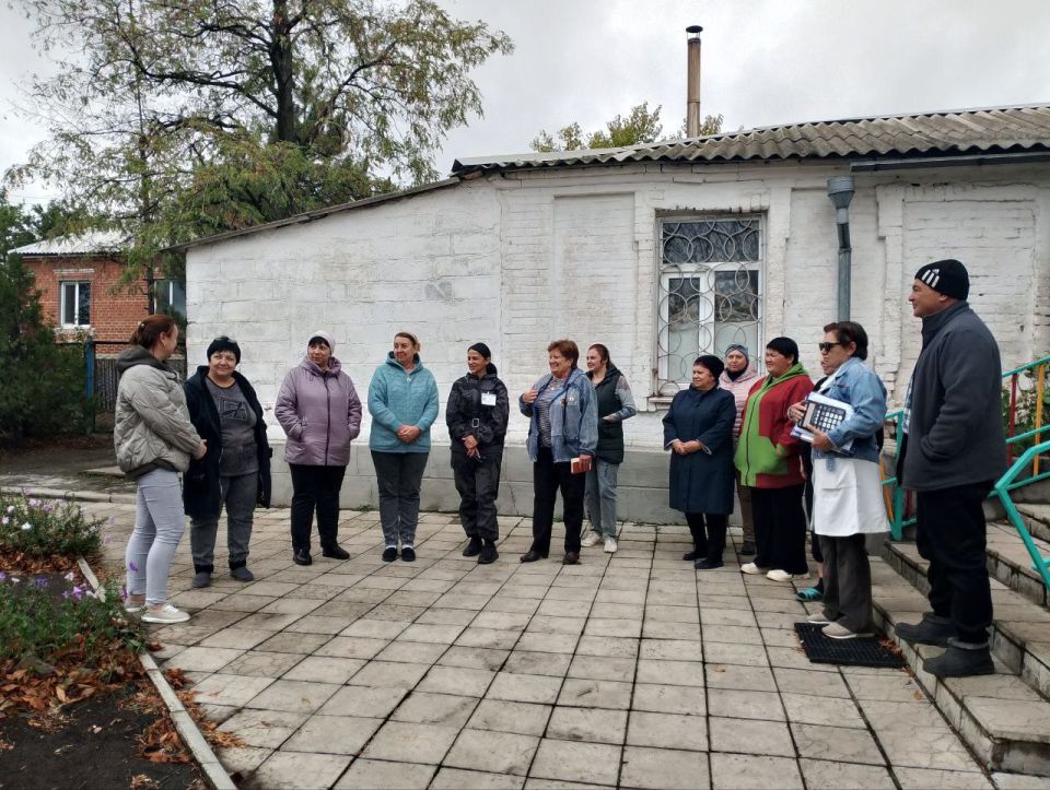 Сегодня исполняющий обязанности начальника Гранитненского территориального отдела провела встречу с населением Сегодня исполняющий обязанности начальника Гранитненского территориального отдела провела встречу с населением