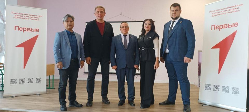 Глава администрации городского округа Докучаевск Александр Качанов подвел итоги недели Глава администрации городского округа Докучаевск Александр Качанов подвел итоги недели