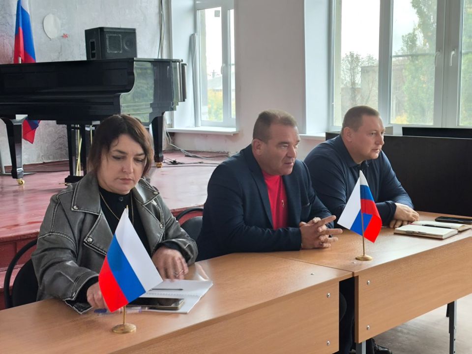 Денис Зубов: Аппаратное совещание в городском округе Иловайск Денис Зубов: Аппаратное совещание в городском округе Иловайск
