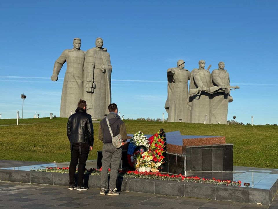 Больше, чем путешествие. С 30 сентября по 4 октября лектор-экскурсовод Центра художественно-эстетического воспитания «Геликон» Донецкого республиканского художественного музея Волобуева Мария Геннадьевна приняла участие в... Больше, чем путешествие. С 30 сентября по 4 октября лектор-экскурсовод Центра художественно-эстетического воспитания «Геликон» Донецкого республиканского художественного музея Волобуева Мария Геннадьевна приняла участие в...