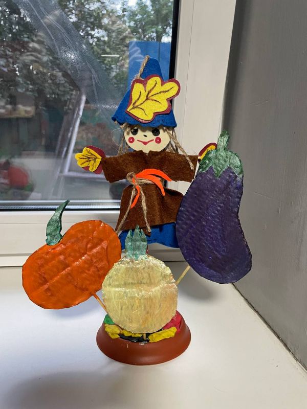 Осенняя эстафета поделок в клубе «Особый ребёнок»