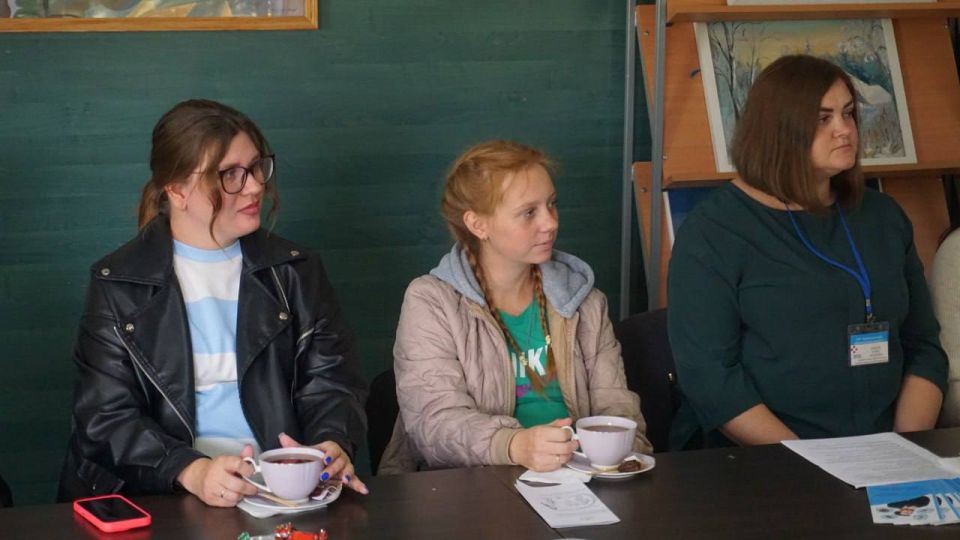 В Мангушском округе вручили подарки будущим мамам в рамках проекта «Крепкая семья» В Мангушском округе вручили подарки будущим мамам в рамках проекта «Крепкая семья»