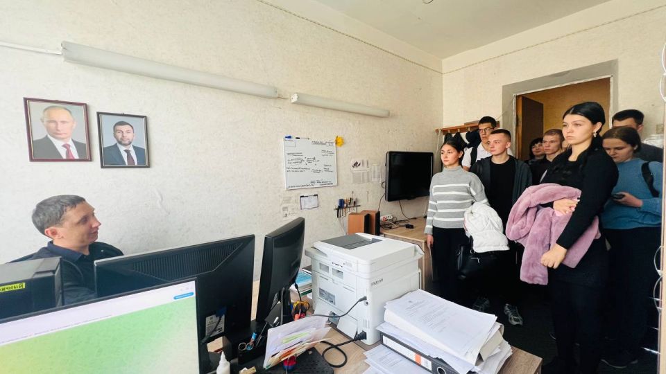 Экскурсия в органы исполнительной власти: путь к пониманию местной власти Экскурсия в органы исполнительной власти: путь к пониманию местной власти