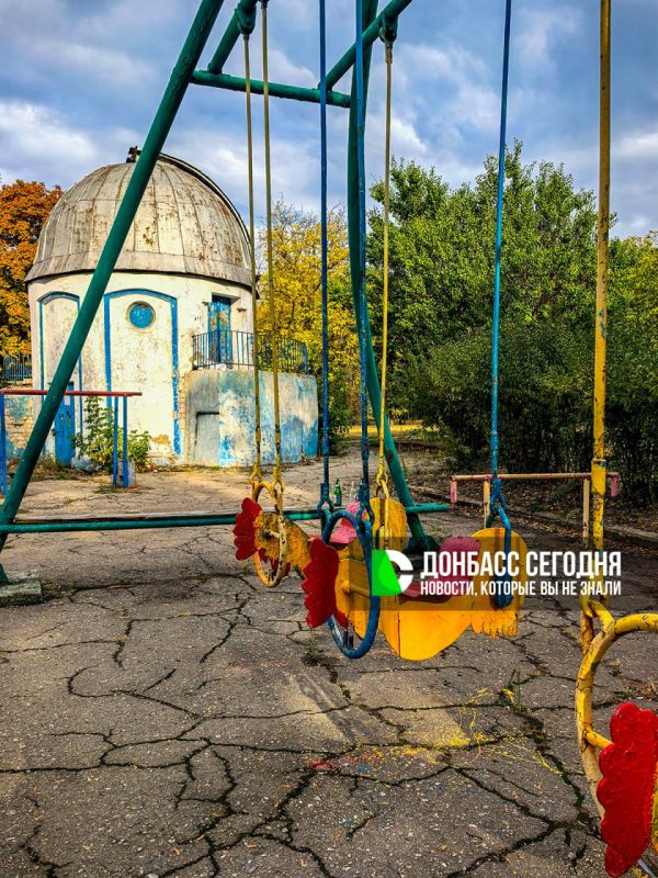 Заброшенная обсерватория Донецкого планетария Заброшенная обсерватория Донецкого планетария