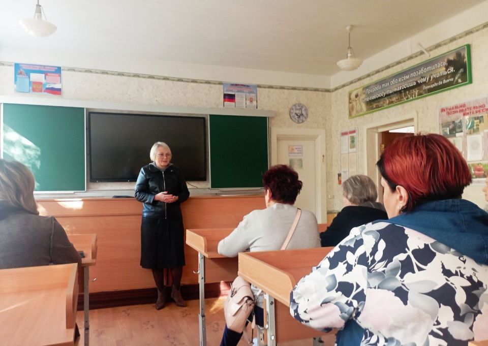 Иван Приходько: В Центрально-Городском районе Горловки прошли встречи лидеров общественного мнения с жителями Иван Приходько: В Центрально-Городском районе Горловки прошли встречи лидеров общественного мнения с жителями