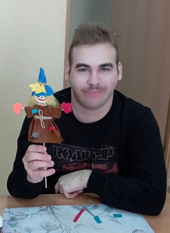 Осенняя эстафета поделок в клубе «Особый ребёнок» Осенняя эстафета поделок в клубе «Особый ребёнок»