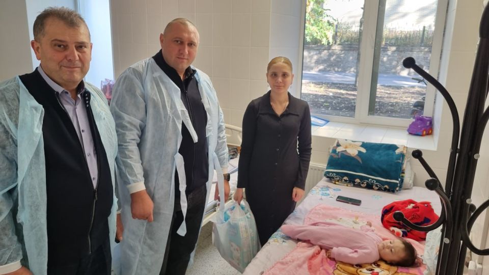 Таймураз Арсоев: В рамках акции приуроченной ко дню рождения Владимира Владимировича Путина 7 октября «Единая Россия» запустила марафон «Добрые дела - лучший подарок Президенту» Таймураз Арсоев: В рамках акции приуроченной ко дню рождения Владимира Владимировича Путина 7 октября «Единая Россия» запустила марафон «Добрые дела - лучший подарок Президенту»
