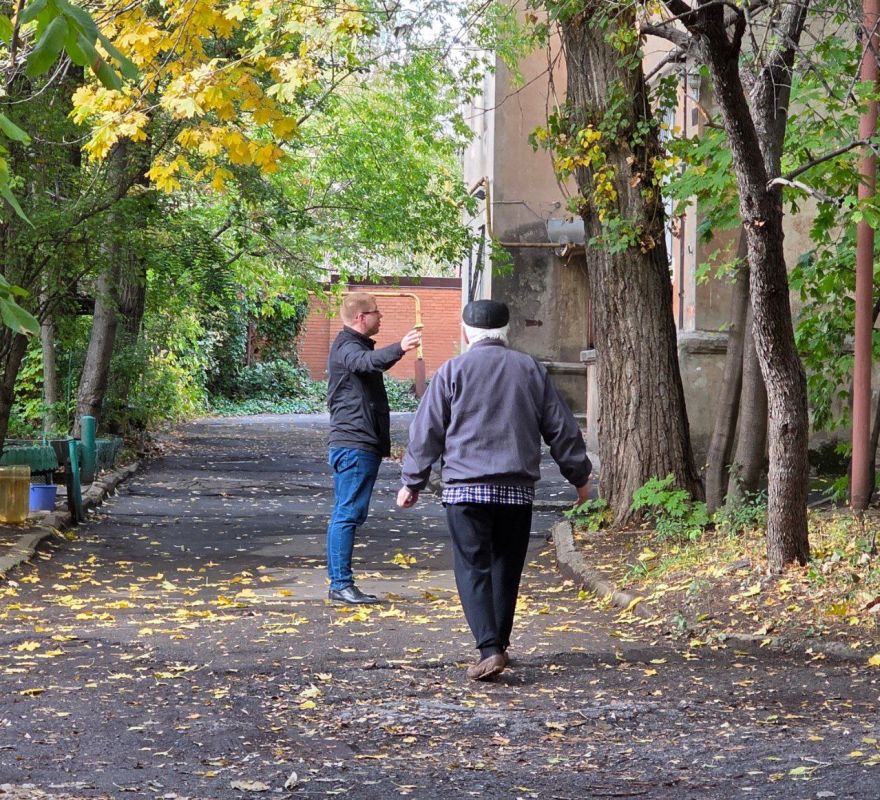 По поручению Главы ДНР Дениса Пушилина в Ворошиловском внутригордском районе продолжаются встречи с населением По поручению Главы ДНР Дениса Пушилина в Ворошиловском внутригордском районе продолжаются встречи с населением