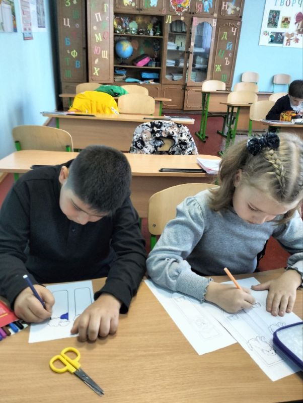 1000 ДОБРЫХ ДЕЛ. С целью развития общественных инициатив и массовой доброй активности, привлечения внимания обучающихся к важности добрых дел и благотворительности педагоги, учащиеся ГБОУ "Школа № 3 г.о. Дебальцево" приняли... 1000 ДОБРЫХ ДЕЛ. С целью развития общественных инициатив и массовой доброй активности, привлечения внимания обучающихся к важности добрых дел и благотворительности педагоги, учащиеся ГБОУ "Школа № 3 г.о. Дебальцево" приняли...