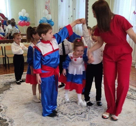 Сегодня, 7 октября, в Государственном казенном дошкольном образовательном учреждении «Детский сад №1 городского округа Макеевка» Донецкой Народной Республики Первичного отделения №542, состоялись виртуальная экскурсия... Сегодня, 7 октября, в Государственном казенном дошкольном образовательном учреждении «Детский сад №1 городского округа Макеевка» Донецкой Народной Республики Первичного отделения №542, состоялись виртуальная экскурсия...