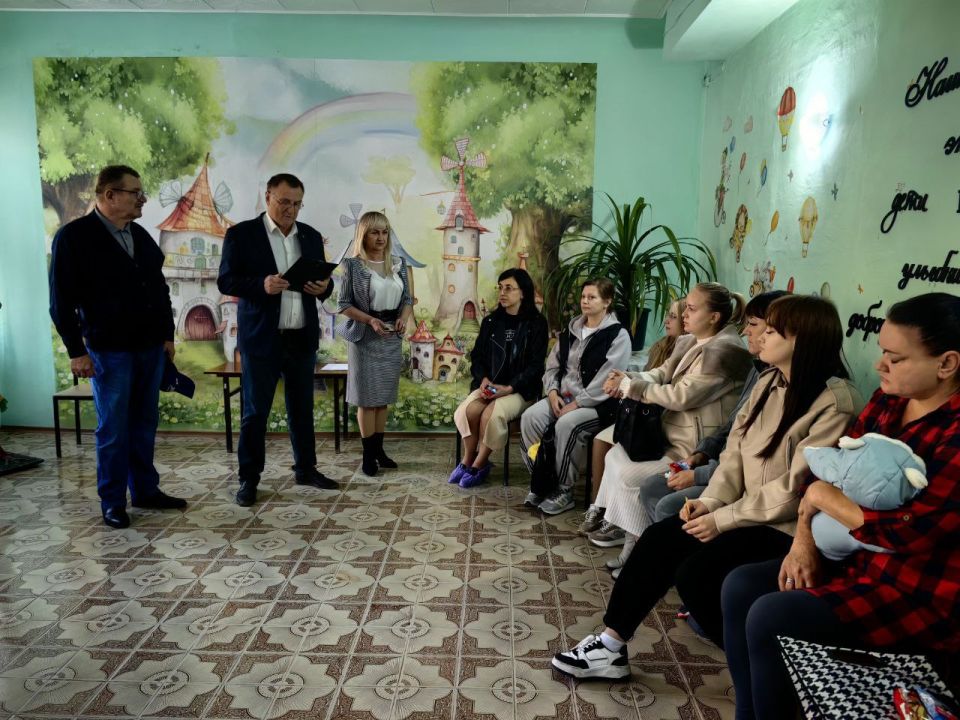 Забота о будущем. В Амвросиевском округе отметили День беременных Забота о будущем. В Амвросиевском округе отметили День беременных