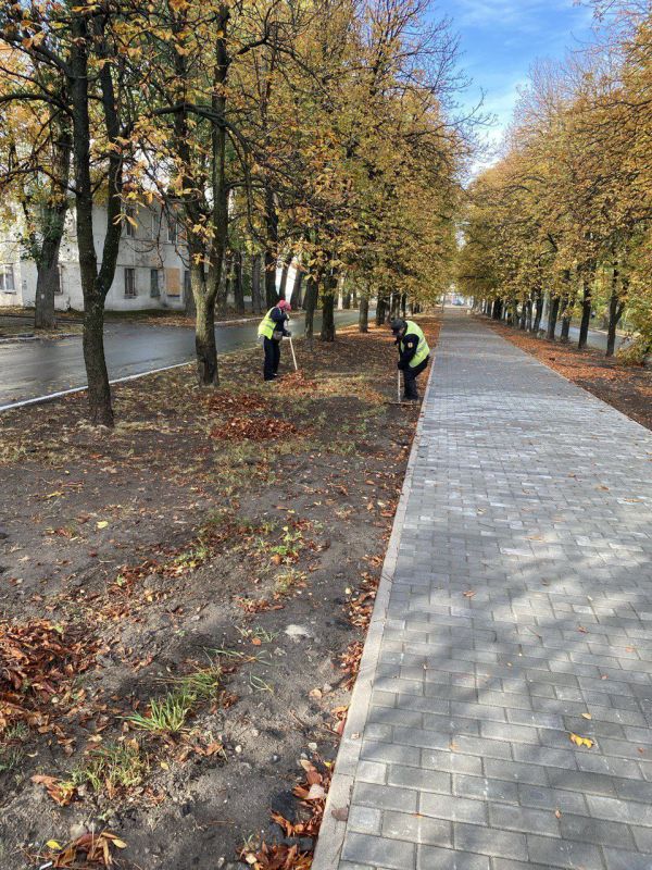 С заботой об округе.. На 07.10.2025 г. сотрудниками МУП "ЭКОС" выполнены следующие виды работ: Восстановление наружного освещения по улице Свободы, ул. Машиностроителей, ул. Молодёжная, ул. Красноармейская Уборка детских... С заботой об округе.. На 07.10.2025 г. сотрудниками МУП "ЭКОС" выполнены следующие виды работ: Восстановление наружного освещения по улице Свободы, ул. Машиностроителей, ул. Молодёжная, ул. Красноармейская Уборка детских...