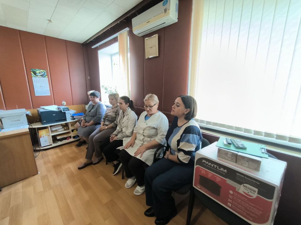 Встречи с трудовыми коллективами в Ленинском районе города Донецка продолжаются Встречи с трудовыми коллективами в Ленинском районе города Донецка продолжаются