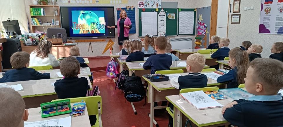 Акция «1000 Добрых дел». В рамках партийного проекта "Новая Школа" партии "Единая Россия" 7 октября с целью развития общественных инициатив и массовой доброй активности граждан, привлечения общественного внимания к важности... Акция «1000 Добрых дел». В рамках партийного проекта "Новая Школа" партии "Единая Россия" 7 октября с целью развития общественных инициатив и массовой доброй активности граждан, привлечения общественного внимания к важности...