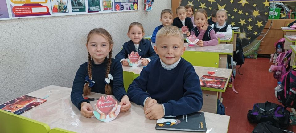 Акция «1000 Добрых дел». В рамках партийного проекта "Новая Школа" партии "Единая Россия" 7 октября с целью развития общественных инициатив и массовой доброй активности граждан, привлечения общественного внимания к важности... Акция «1000 Добрых дел». В рамках партийного проекта "Новая Школа" партии "Единая Россия" 7 октября с целью развития общественных инициатив и массовой доброй активности граждан, привлечения общественного внимания к важности...