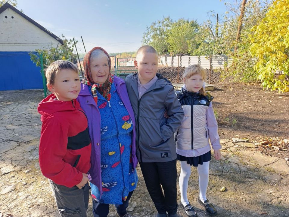 7 октября Единороссы приняли участие в Акции «1000 добрых дел» 7 октября Единороссы приняли участие в Акции «1000 добрых дел»