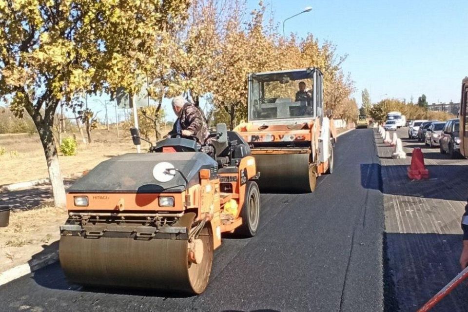Денис Пушилин: К началу ноября завершим ремонт центральной автодороги Енакиево — проспекта Металлургов Денис Пушилин: К началу ноября завершим ремонт центральной автодороги Енакиево — проспекта Металлургов