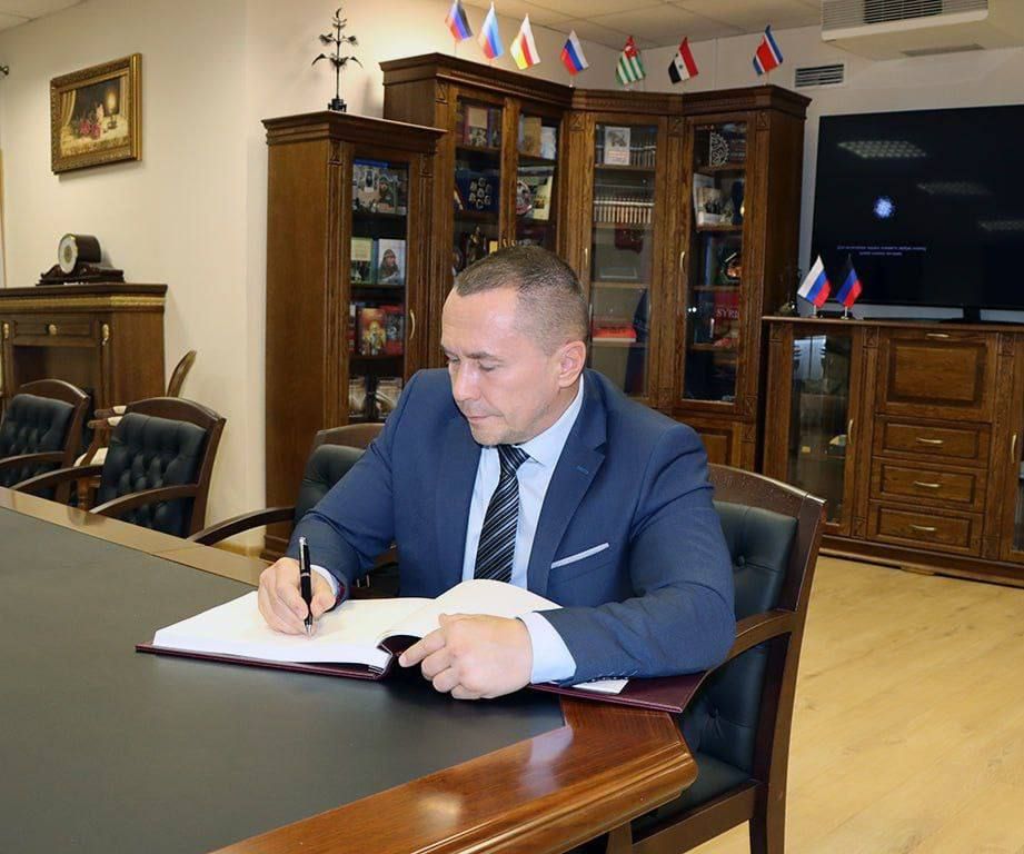 Дмитрий Бердников: За заслуги перед Республикой! Дмитрий Бердников: За заслуги перед Республикой!
