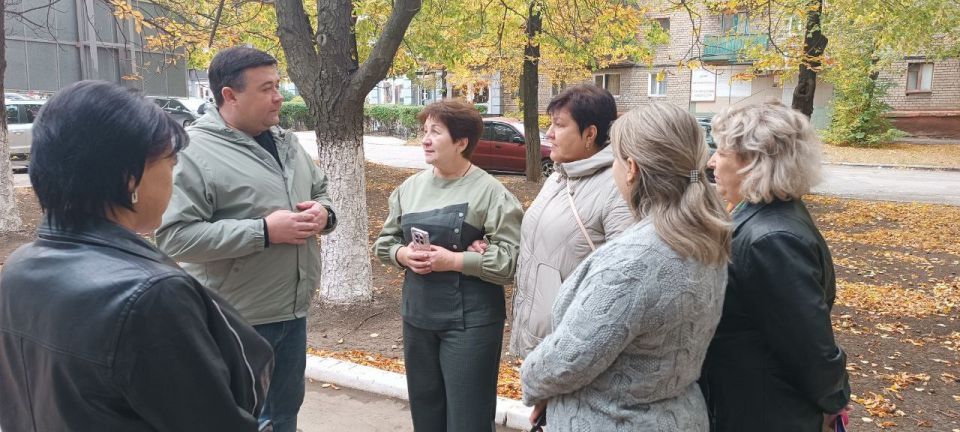 Иван Приходько: В Центрально-Городском районе Горловки прошли встречи с жителями Иван Приходько: В Центрально-Городском районе Горловки прошли встречи с жителями