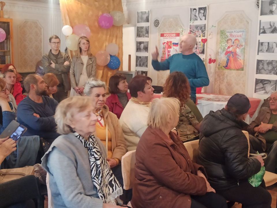 Валентин Левченко: В рамках партийного проекта «Женское движение» Всероссийской политической партии «Единая Россия» сегодня на базе Центра социального обслуживания населения Киевского района Управой совместно с АНО «За... Валентин Левченко: В рамках партийного проекта «Женское движение» Всероссийской политической партии «Единая Россия» сегодня на базе Центра социального обслуживания населения Киевского района Управой совместно с АНО «За...