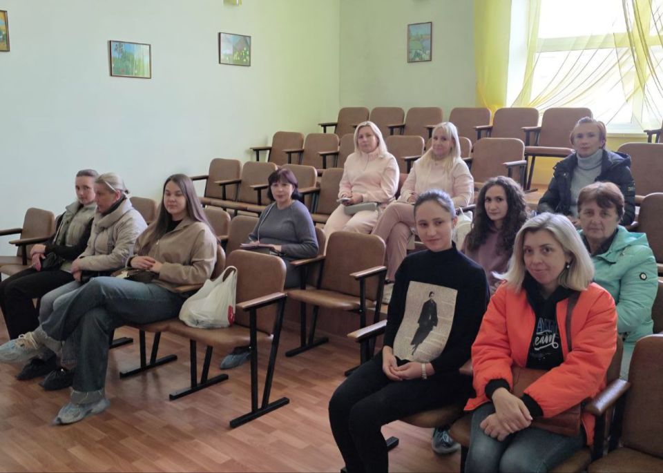 Иван Адамец: В Куйбышевском районе продолжаются встречи с жителями по поручению Главы ДНР Дениса Пушилина для решения местных проблем Иван Адамец: В Куйбышевском районе продолжаются встречи с жителями по поручению Главы ДНР Дениса Пушилина для решения местных проблем