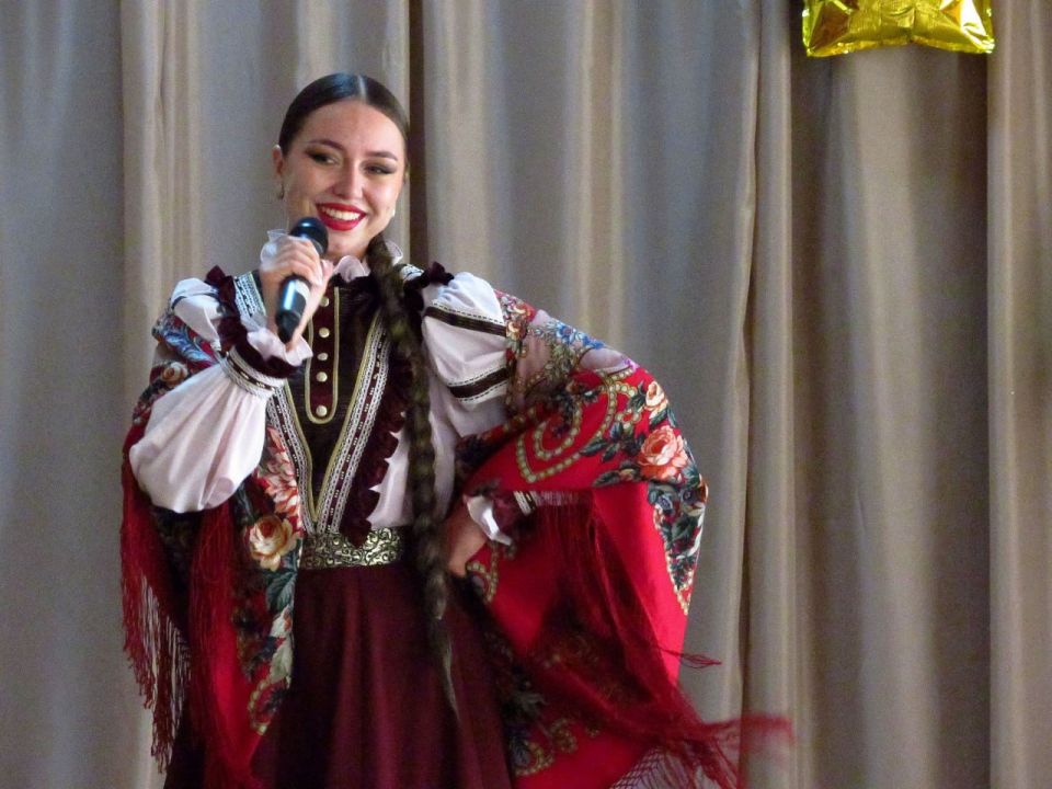 Ансамбль «Донбасс» продолжает реализацию проекта «Культура для школьников» Ансамбль «Донбасс» продолжает реализацию проекта «Культура для школьников»