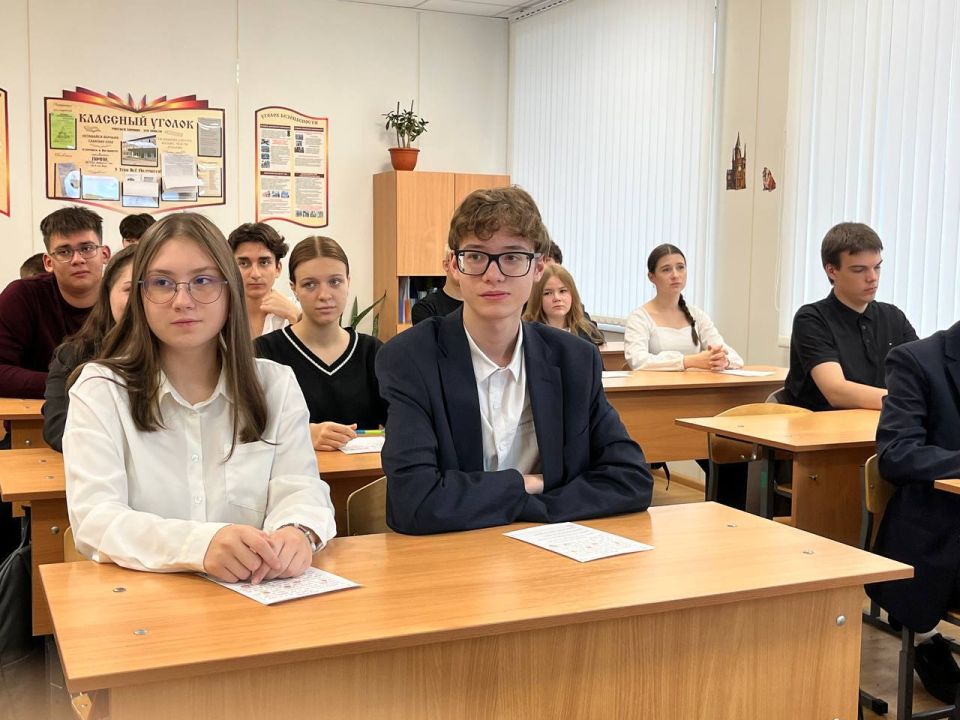 Акция «Учиться в Донбассе»: первые шаги в мир профессий! Акция «Учиться в Донбассе»: первые шаги в мир профессий!