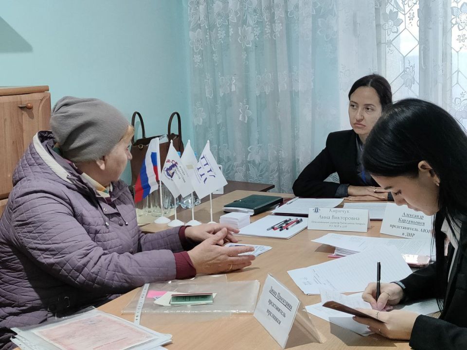 Денис Зубов: Юридическая консультация. В рамках проекта "ПРАВОВОЙ КОМПАС" представители Регионального отделения Ассоциации юристов России в ДНР при поддержке ФОНДА ПРЕЗИДЕНТСКИХ ГРАНТОВ в городском округе Иловайск провели...