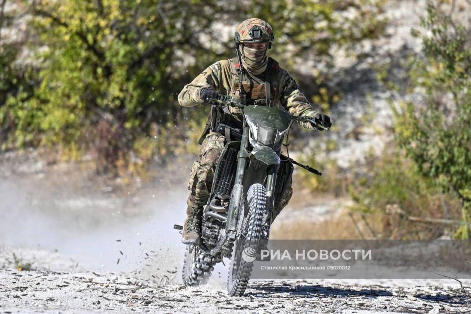Боевое слаживание штурмовых подразделений группировки войск «Центр» на Покровском (Красноармейском) направлении Боевое слаживание штурмовых подразделений группировки войск «Центр» на Покровском (Красноармейском) направлении