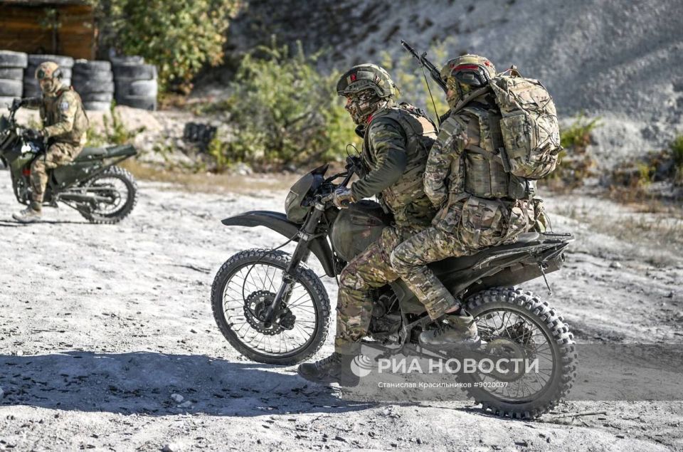 Боевое слаживание штурмовых подразделений группировки войск «Центр» на Покровском (Красноармейском) направлении Боевое слаживание штурмовых подразделений группировки войск «Центр» на Покровском (Красноармейском) направлении