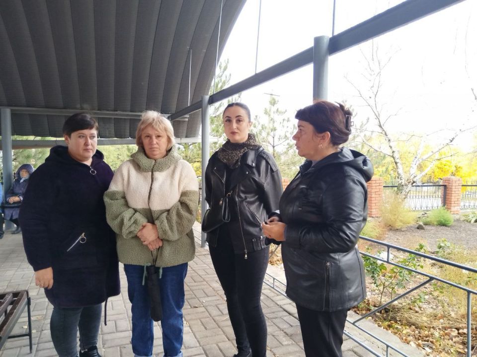Сегодня заместитель Главы Администрации провела встречу с трудовым коллективом муниципального совета, на которой были рассмотрены следующие вопросы: Сегодня заместитель Главы Администрации провела встречу с трудовым коллективом муниципального совета, на которой были рассмотрены следующие вопросы: