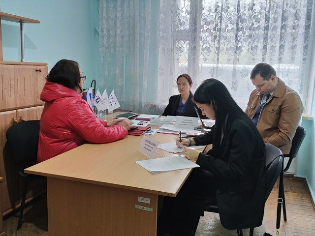 9 октября в городском округе Иловайск состоялся выездной прием граждан в рамках проекта "ПРАВОВОЙ КОМПАС", реализуемого Региональным отделением Ассоциации юристов России в ДНР при поддержке Фонда президентских грантов 9 октября в городском округе Иловайск состоялся выездной прием граждан в рамках проекта "ПРАВОВОЙ КОМПАС", реализуемого Региональным отделением Ассоциации юристов России в ДНР при поддержке Фонда президентских грантов